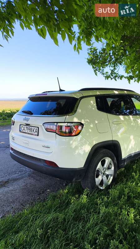 Внедорожник / Кроссовер Jeep Compass 2017 в Черкассах