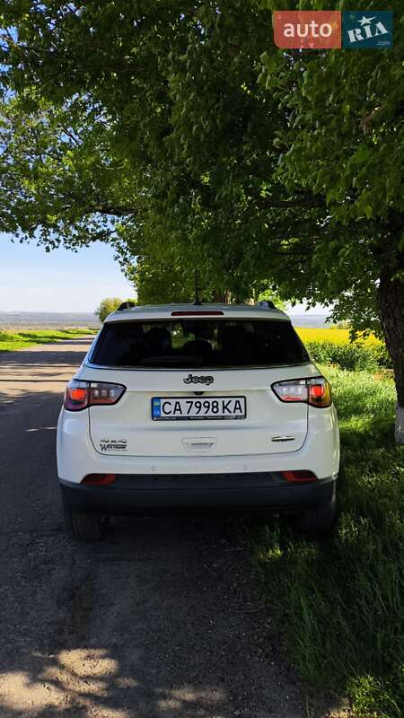Внедорожник / Кроссовер Jeep Compass 2017 в Черкассах