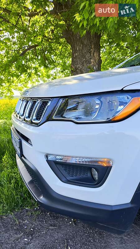 Внедорожник / Кроссовер Jeep Compass 2017 в Черкассах
