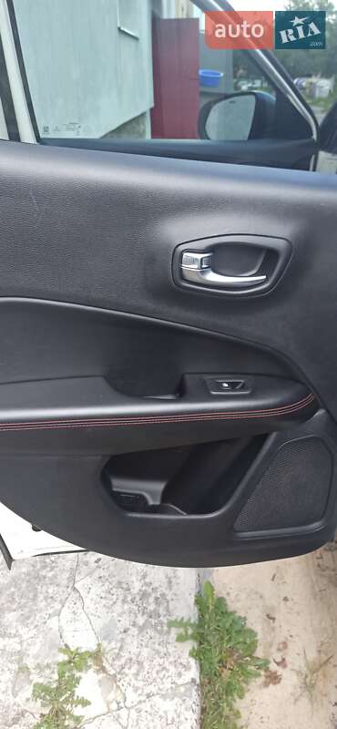 Позашляховик / Кросовер Jeep Compass 2018 в Рівному