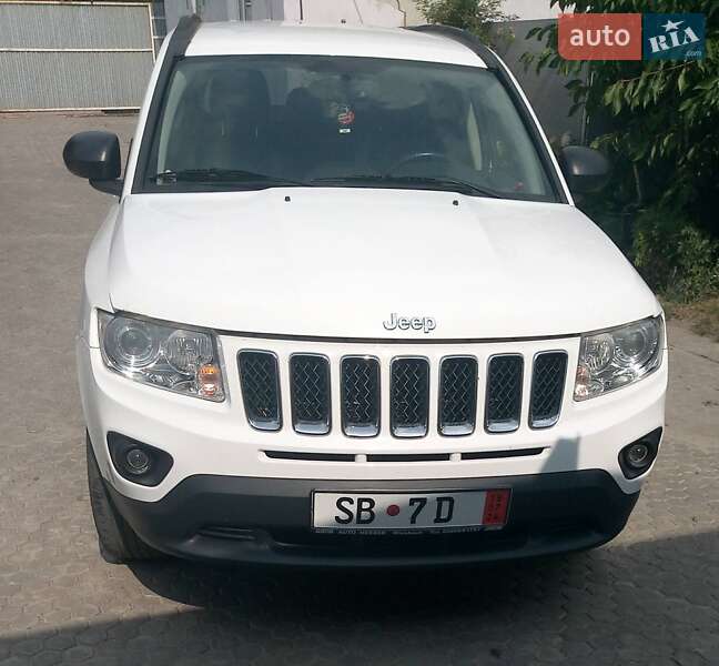 Внедорожник / Кроссовер Jeep Compass 2011 в Луцке