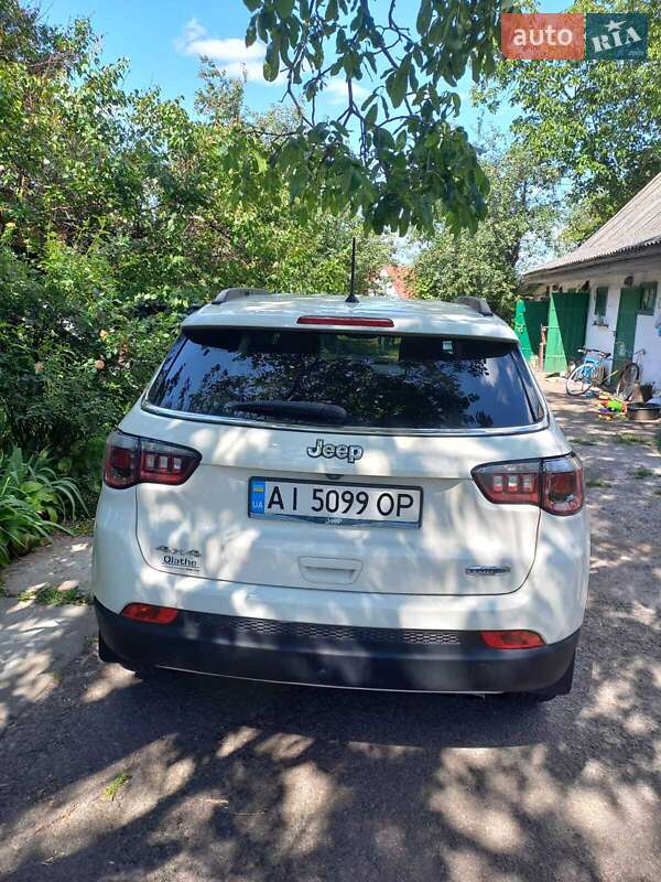 Внедорожник / Кроссовер Jeep Compass 2017 в Киеве