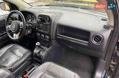 Внедорожник / Кроссовер Jeep Compass 2011 в Киеве