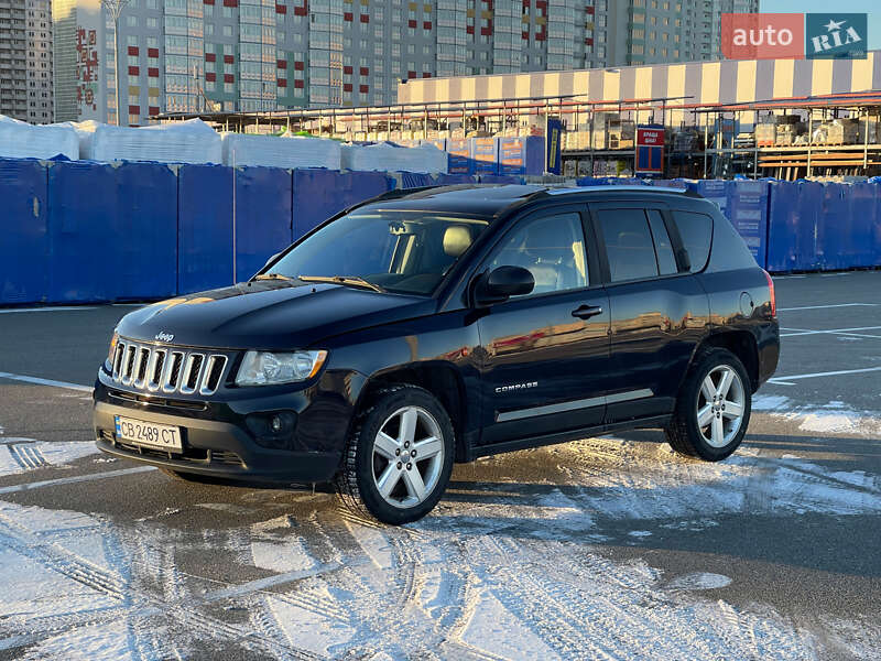 Внедорожник / Кроссовер Jeep Compass 2011 в Киеве
