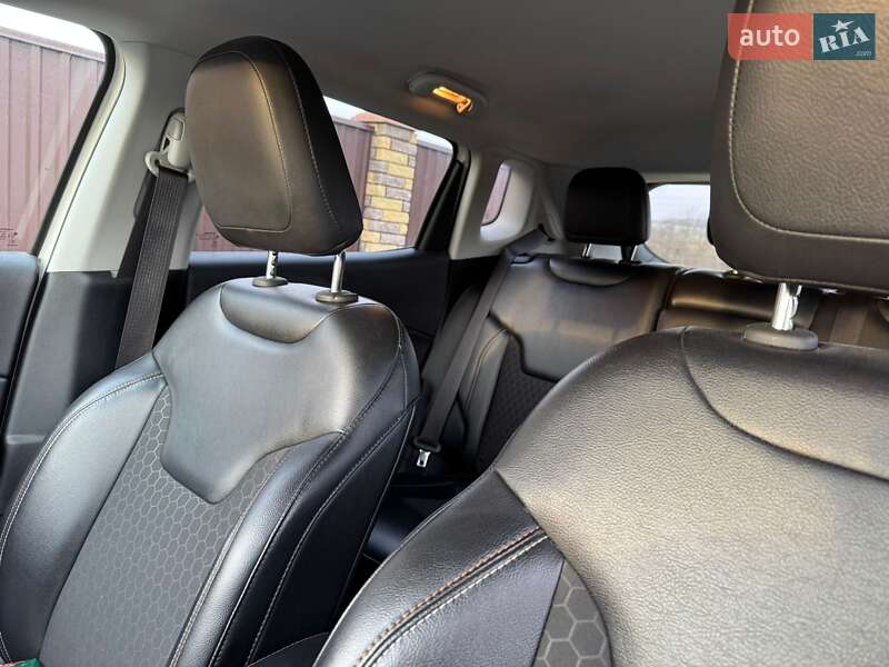 Позашляховик / Кросовер Jeep Compass 2017 в Львові фото 6 Позашляховик / Кросовер Jeep Compass 2017 в Львові