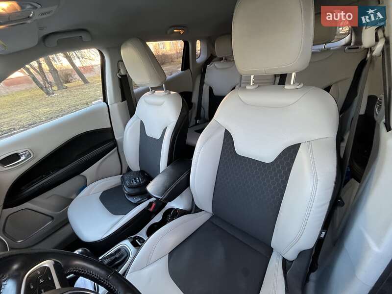 Внедорожник / Кроссовер Jeep Compass 2018 в Сумах