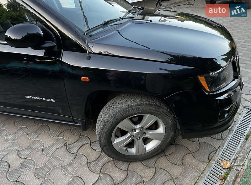 Внедорожник / Кроссовер Jeep Compass 2015 в Ивано-Франковске