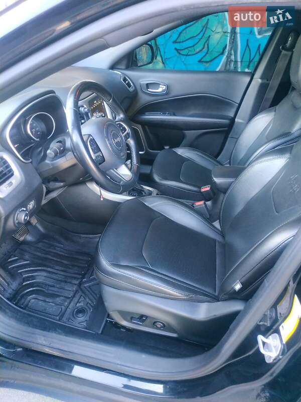 Позашляховик / Кросовер Jeep Compass 2019 в Дніпрі фото 16 Позашляховик / Кросовер Jeep Compass 2019 в Дніпрі