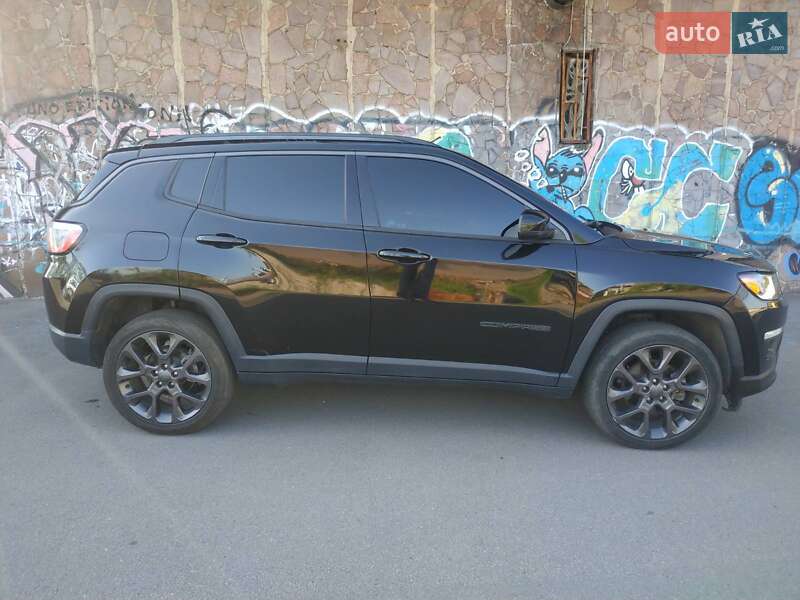 Позашляховик / Кросовер Jeep Compass 2019 в Дніпрі фото 2 Позашляховик / Кросовер Jeep Compass 2019 в Дніпрі