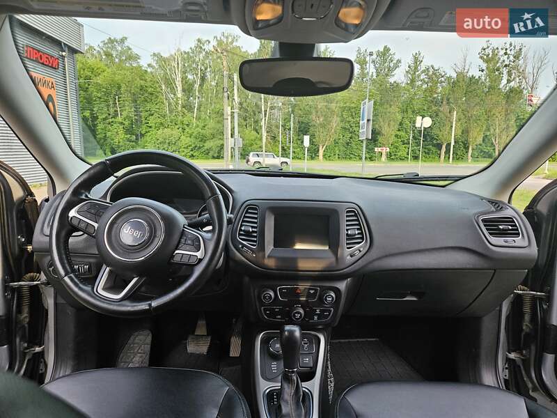 Внедорожник / Кроссовер Jeep Compass 2017 в Харькове