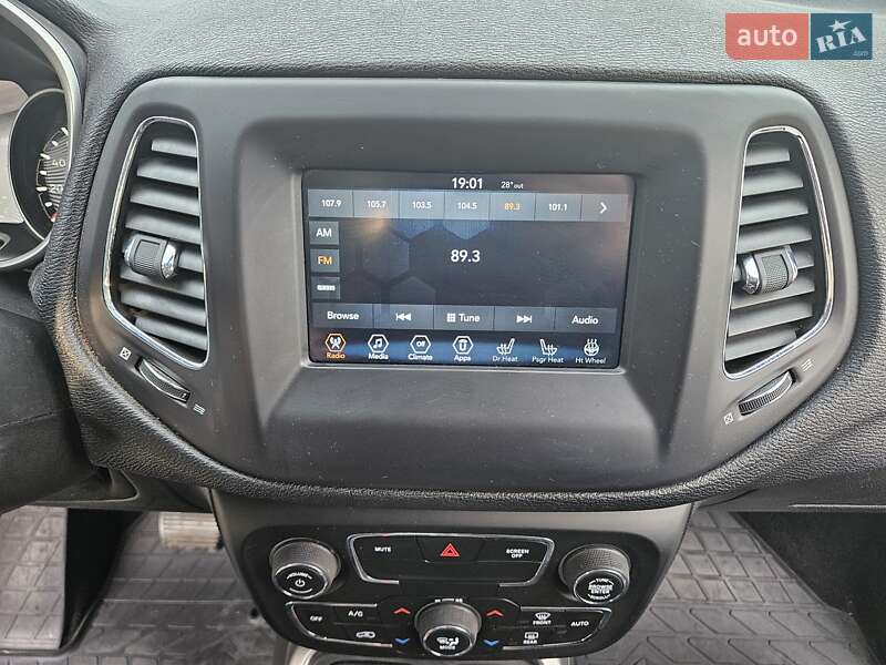 Внедорожник / Кроссовер Jeep Compass 2017 в Харькове