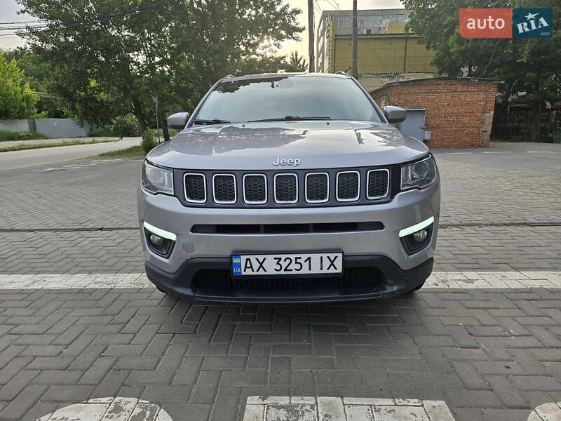 Внедорожник / Кроссовер Jeep Compass 2017 в Харькове