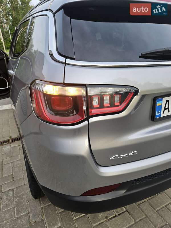 Внедорожник / Кроссовер Jeep Compass 2017 в Харькове