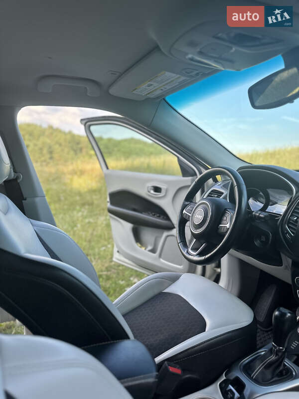 Позашляховик / Кросовер Jeep Compass 2019 в Луцьку фото 3 Позашляховик / Кросовер Jeep Compass 2019 в Луцьку