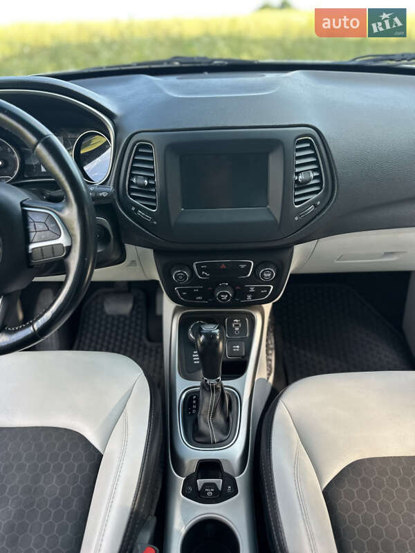 Позашляховик / Кросовер Jeep Compass 2019 в Луцьку фото 4 Позашляховик / Кросовер Jeep Compass 2019 в Луцьку