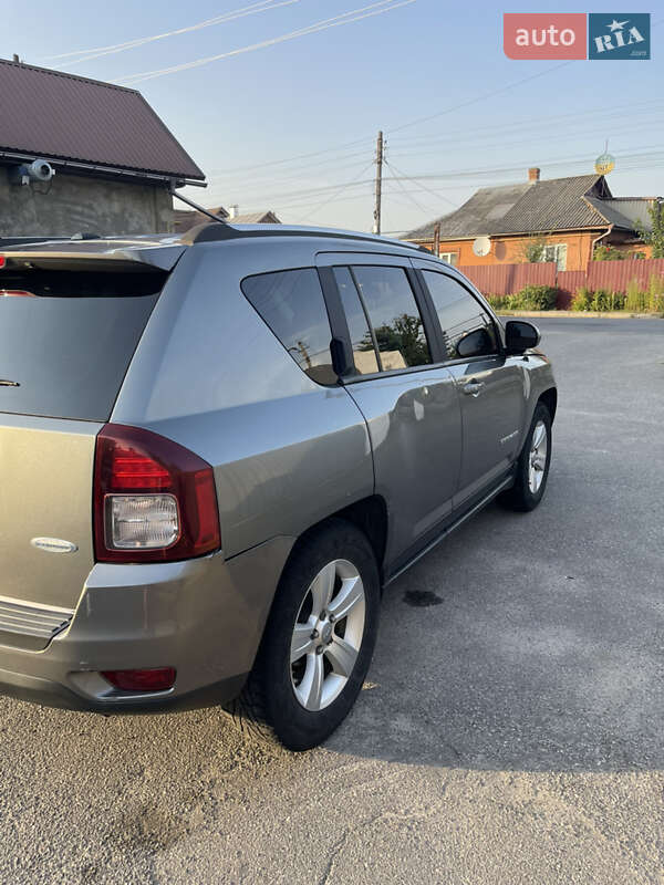 Внедорожник / Кроссовер Jeep Compass 2013 в Баре