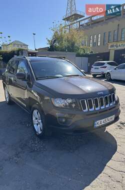Внедорожник / Кроссовер Jeep Compass 2014 в Киеве