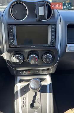 Внедорожник / Кроссовер Jeep Compass 2014 в Киеве