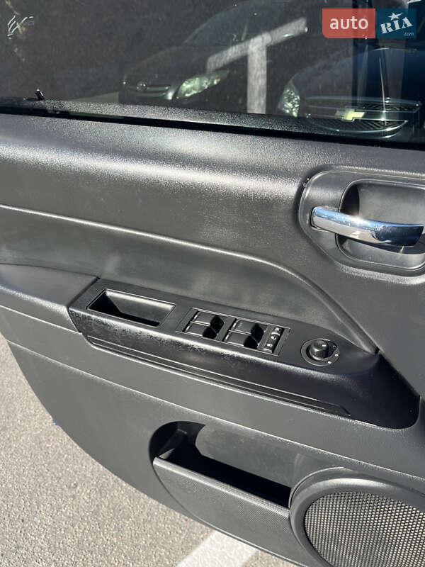 Позашляховик / Кросовер Jeep Compass 2015 в Запоріжжі