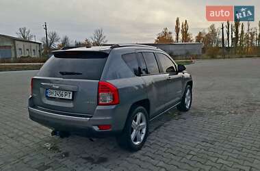 Jeep Compass  2011