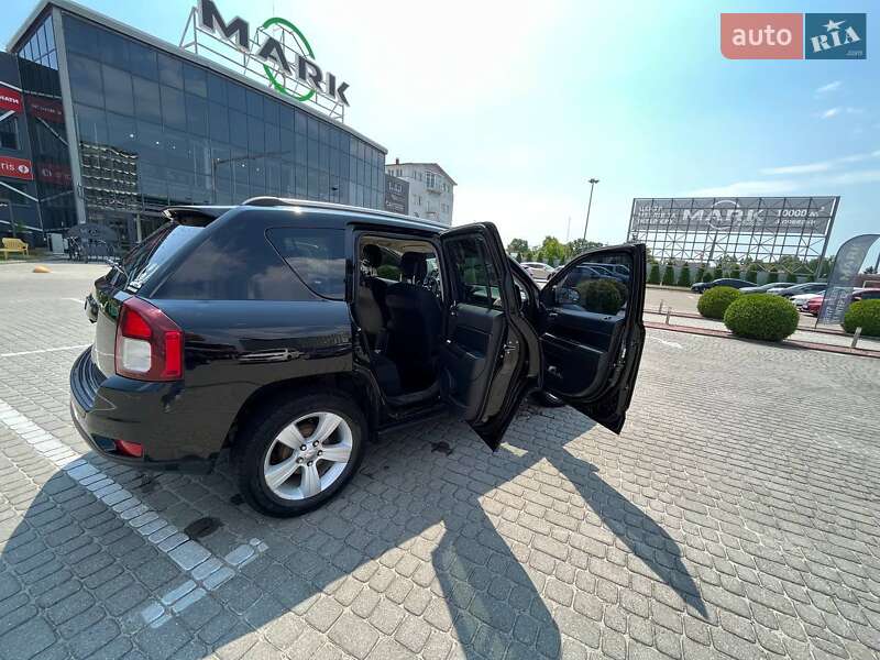 Внедорожник / Кроссовер Jeep Compass 2015 в Львове