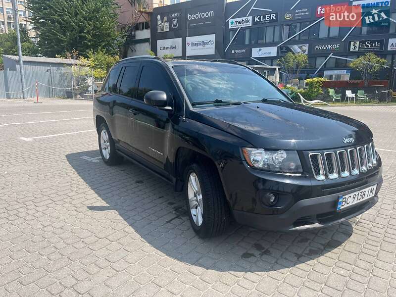 Внедорожник / Кроссовер Jeep Compass 2015 в Львове