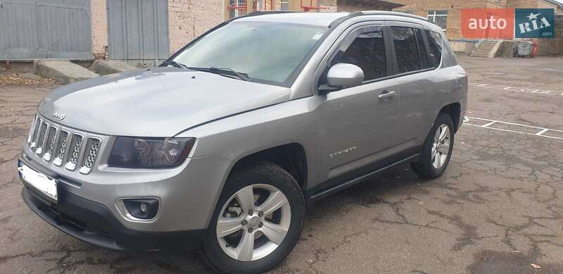 Внедорожник / Кроссовер Jeep Compass 2016 в Киеве