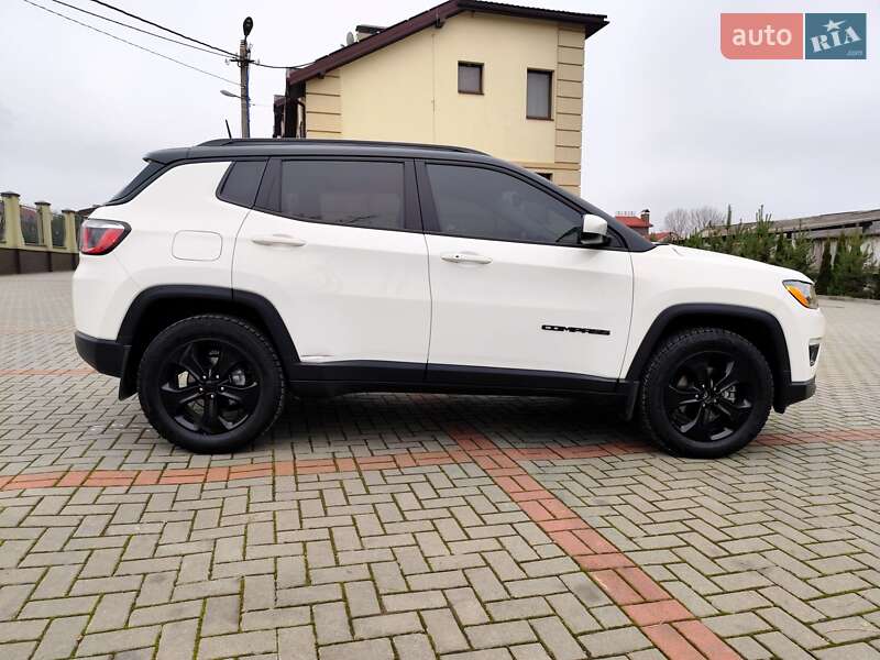 Внедорожник / Кроссовер Jeep Compass 2018 в Золочеве