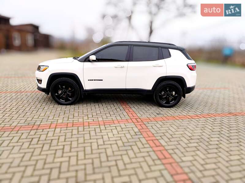 Внедорожник / Кроссовер Jeep Compass 2018 в Золочеве