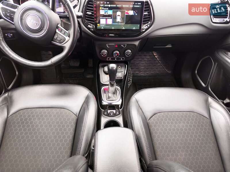 Внедорожник / Кроссовер Jeep Compass 2018 в Золочеве