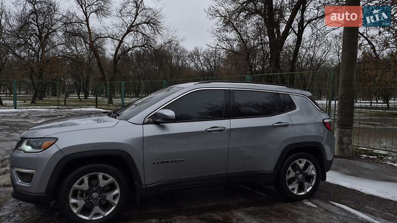 Внедорожник / Кроссовер Jeep Compass 2019 в Павлограде
