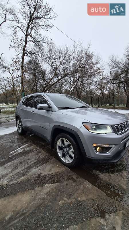 Внедорожник / Кроссовер Jeep Compass 2019 в Павлограде