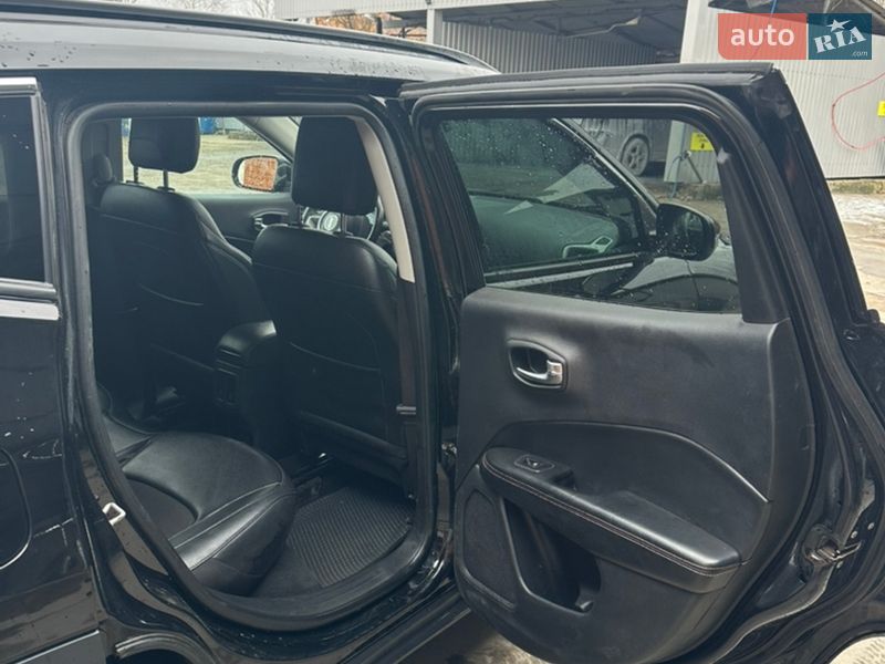 Внедорожник / Кроссовер Jeep Compass 2021 в Ромнах
