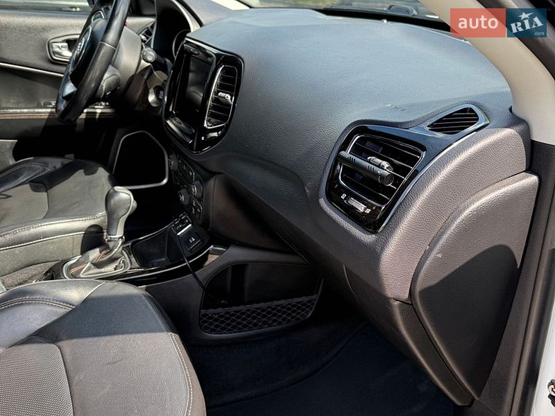 Внедорожник / Кроссовер Jeep Compass 2018 в Львове фото 11 Внедорожник / Кроссовер Jeep Compass 2018 в Львове