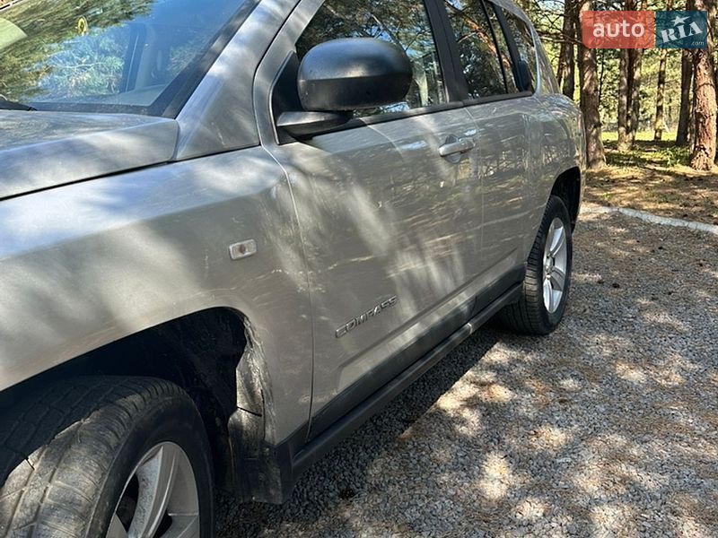 Внедорожник / Кроссовер Jeep Compass 2011 в Львове