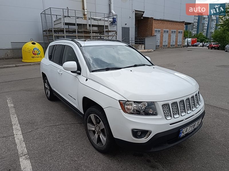 Внедорожник / Кроссовер Jeep Compass 2015 в Черкассах фото 3 Внедорожник / Кроссовер Jeep Compass 2015 в Черкассах
