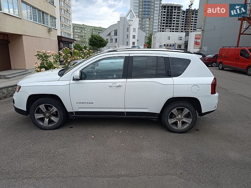 Внедорожник / Кроссовер Jeep Compass 2015 в Черкассах фото 7 Внедорожник / Кроссовер Jeep Compass 2015 в Черкассах