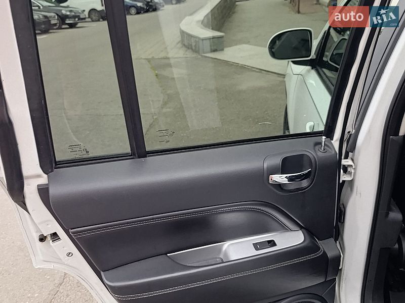 Внедорожник / Кроссовер Jeep Compass 2015 в Черкассах фото 18 Внедорожник / Кроссовер Jeep Compass 2015 в Черкассах