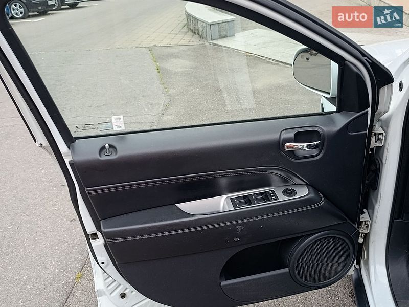 Внедорожник / Кроссовер Jeep Compass 2015 в Черкассах фото 15 Внедорожник / Кроссовер Jeep Compass 2015 в Черкассах