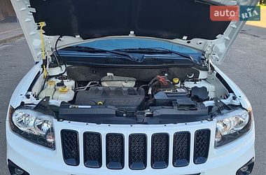 Внедорожник / Кроссовер Jeep Compass 2015 в Конотопе