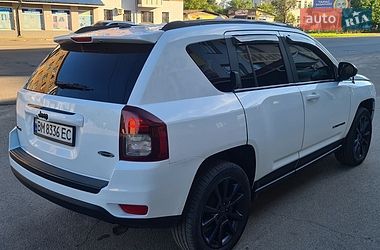 Внедорожник / Кроссовер Jeep Compass 2015 в Конотопе