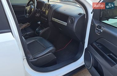Внедорожник / Кроссовер Jeep Compass 2015 в Конотопе