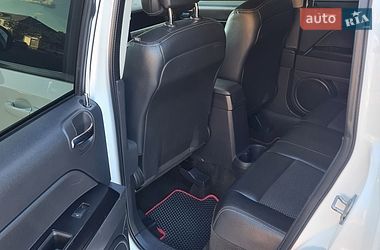 Внедорожник / Кроссовер Jeep Compass 2015 в Конотопе