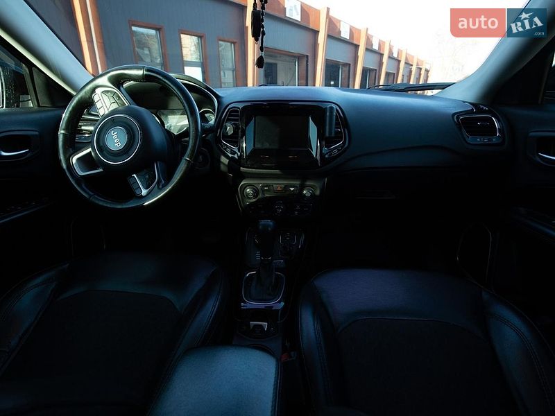 Внедорожник / Кроссовер Jeep Compass 2018 в Чернигове