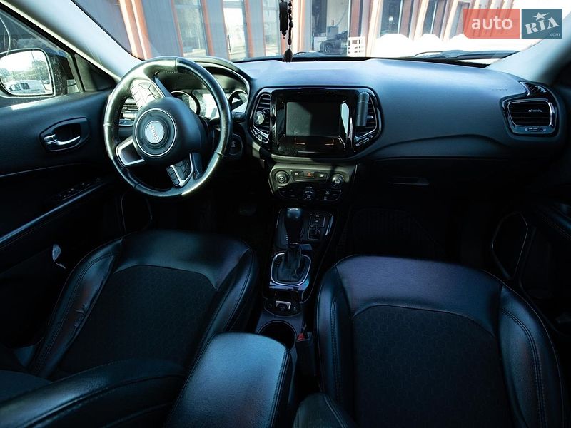 Внедорожник / Кроссовер Jeep Compass 2018 в Чернигове