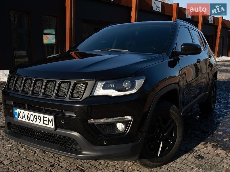 Внедорожник / Кроссовер Jeep Compass 2018 в Чернигове