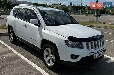 Позашляховик / Кросовер Jeep Compass 2016 в Києві