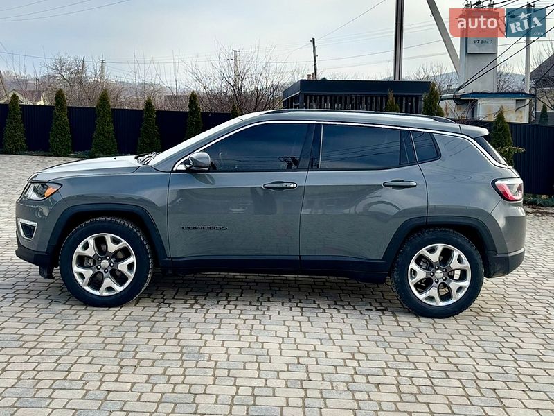 Позашляховик / Кросовер Jeep Compass 2020 в Чернівцях