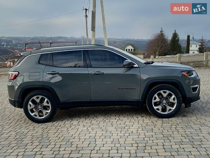 Позашляховик / Кросовер Jeep Compass 2020 в Чернівцях