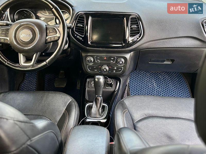 Позашляховик / Кросовер Jeep Compass 2020 в Чернівцях